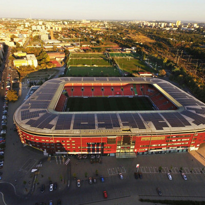 Эден Арена